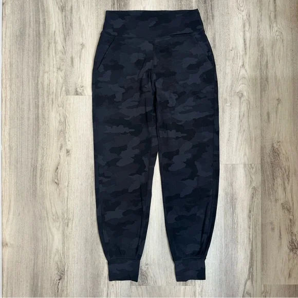 Lululemon Align Jogger 28" Black Camo Size 6 - Picture 1 of 5